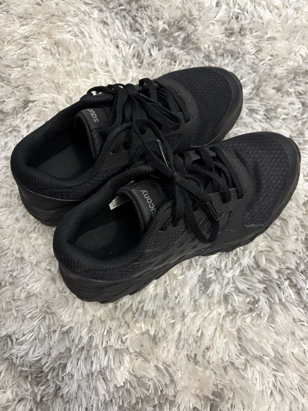 Saucony Kids Black Running Sneakers Size 3.5W Youth Athletic Shoes